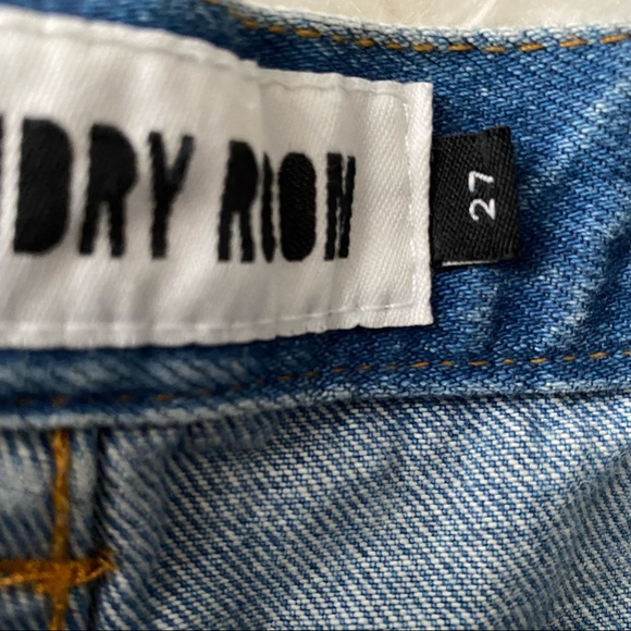 Distressed • Jean Skirt - Picture 6 of 9